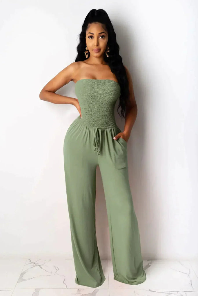 Kyra | Feestelijke Zwarte Jumpsuit voor Dames met Wijde Pijpen en Kantdetails-6