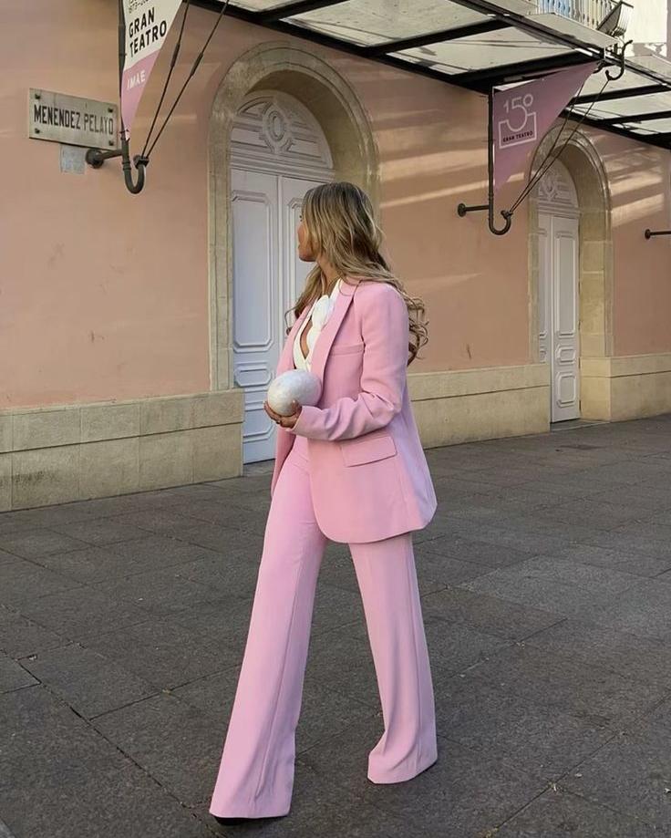 Sienna Dames Zwarte Blazer en Broek Set | Elegante Pasvorm, Flatterende Flare Broeken 1