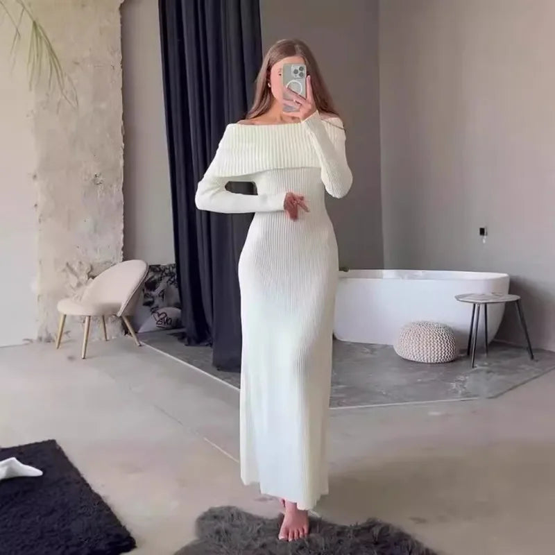 Jasmijn Women's Maxi Dress | Zachte Gebreide Stof, Off-Shoulder Design 7