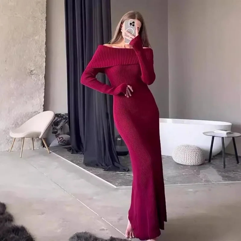 Jasmijn Women's Maxi Dress | Zachte Gebreide Stof, Off-Shoulder Design 4